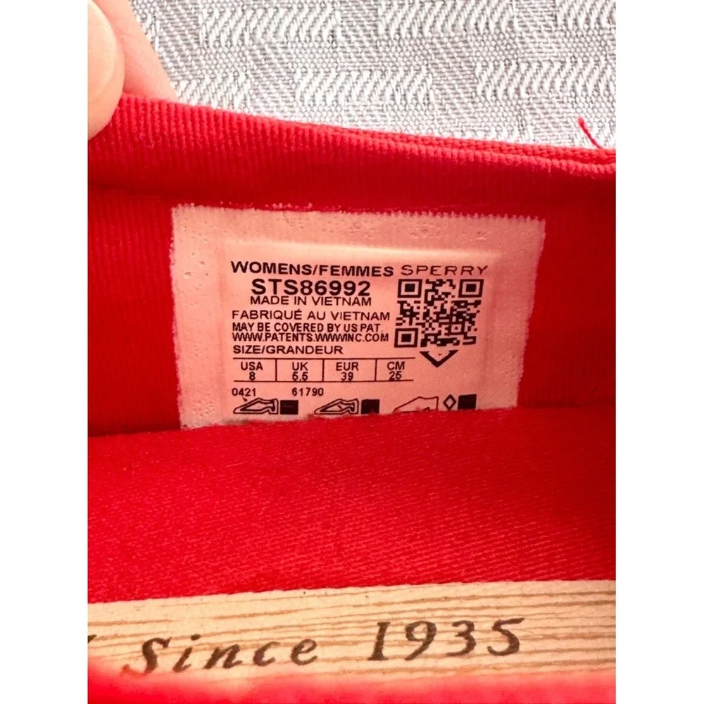 Sperry good humor